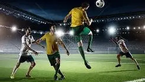 瓜迪奥拉赛后主动与主裁握手言和，慷慨竖拇指赞主裁公正执裁